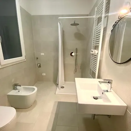 Arc Station Apartament Bolonia